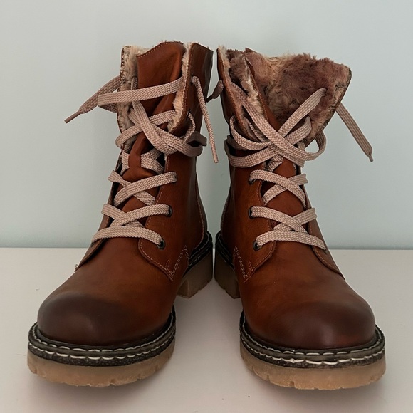 New Rieker Chestnut Brown Lace-Up Women's Boots - Picture 4 of 6
